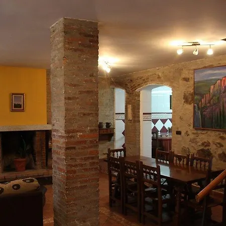 Apartamentos El Capricho Country house *